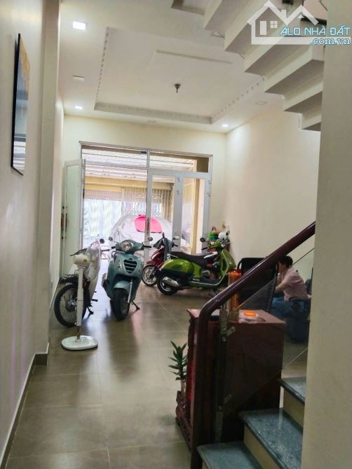 BÁN NHÀ MẶT TIỀN ĐƯỜNG NGUYỄN VĂN TỐ, P.TÂN THÀNH - TÂN PHÚ, 13 TỶ - 8