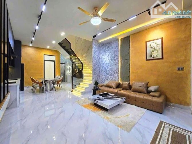 Bán siêu phẩm 3 tầng trung tâm Hoà Minh - 8
