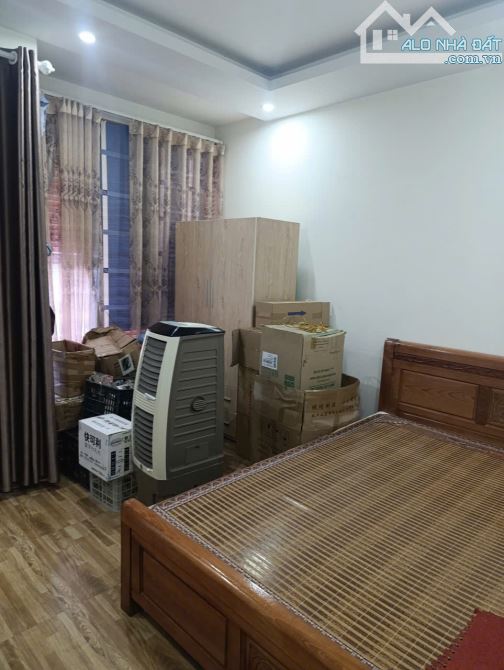Bán nhà 4 tầng gần 50m2, vị trí có 1 không 2 tại mặt ngõ 79 Chợ Đôn 4,15Tỷ - 8