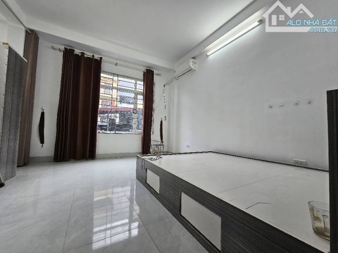 BÁN NHÀ PHỐ TRƯƠNG ĐỊNH – SAU 1 NHÀ RA MẶT PHỐ – NGÕ THOÁNG – DÒNG TIỀN 12TR/TH – 7.15 TỶ - 8
