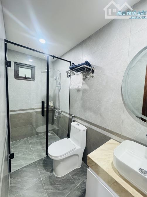 BÁN NHÀ PHÂN LÔ VIP LƯƠNG KHÁNH THIỆN – THANG MÁY – GARA Ô TÔ – 50M² – 7 TẦNG – 20.X TỶ - 8