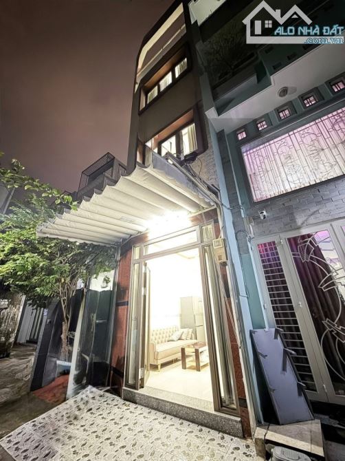 BÁN NHÀ 4 TẦNG KIÊN CỐ, 33M², 2PN MASTER 3WC + ST, PHAN VĂN TRỊ P12 B.THẠNH, CHỈ 5.85 TỶ - 8