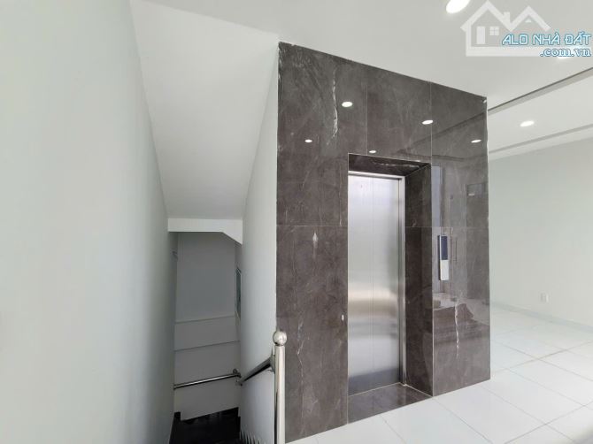 Nhà Phố Lô Góc 4Tầng Thang Máy MT Lê Lợi Sát TT HC Mới BD CS 2 TP HCM - 9