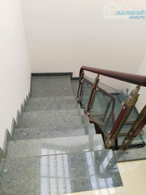 BÁN NHÀ MẶT TIỀN ĐƯỜNG NGUYỄN VĂN TỐ, P.TÂN THÀNH - TÂN PHÚ, 13 TỶ - 9
