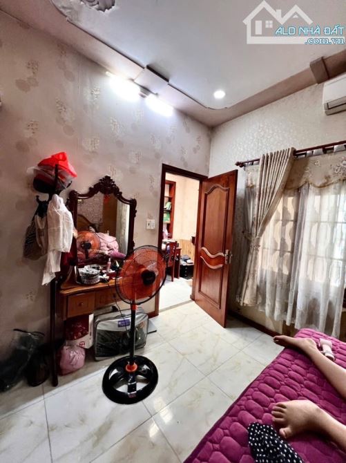 MẶT TIÊN KINH DOANH TÂN KỲ TÂN QUÝ- 97M2-2 TẦNG - NỞ HẬU - GIÁ 17 TỶ - 9