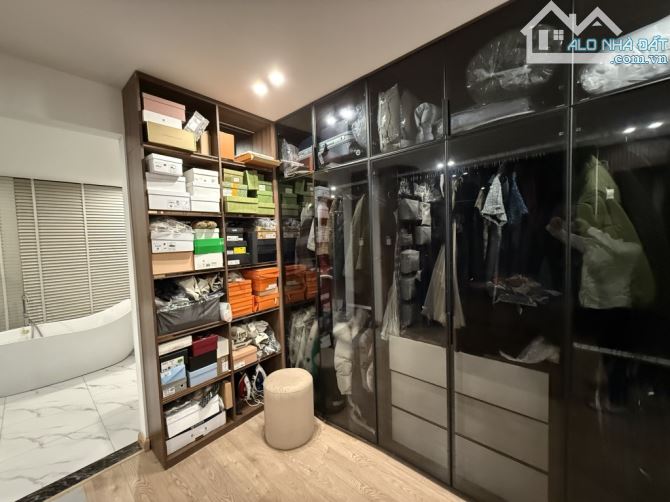 Siêu Phẩm Tư Đình/ 22.8 tỷ/97/115 M2 nhà 6 Tầng Thang máy - 9