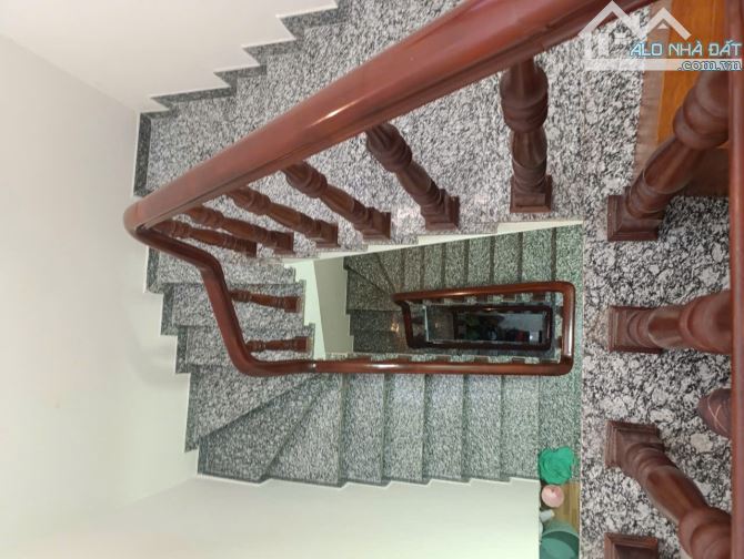 Bán nhà 4 tầng gần 50m2, vị trí có 1 không 2 tại mặt ngõ 79 Chợ Đôn 4,15Tỷ - 9