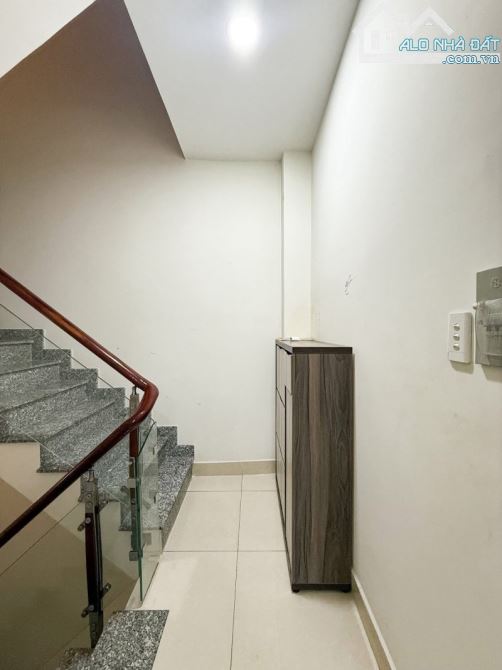 BÁN NHÀ 4 TẦNG KIÊN CỐ, 33M², 2PN MASTER 3WC + ST, PHAN VĂN TRỊ P12 B.THẠNH, CHỈ 5.85 TỶ - 9