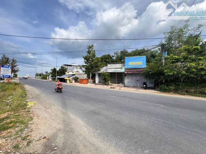 VTA93 Bán nhà 2 tầng mặt tiền đường Phong Châu - Nam Nha Trang (gần cầu sông Tắc 2) - 9