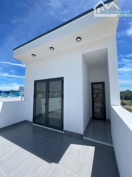Bán nhà mới đẹp TĐC Ngọc Hiệp 96m2 ngang 4.5m giá 6.2 tỷ - 9