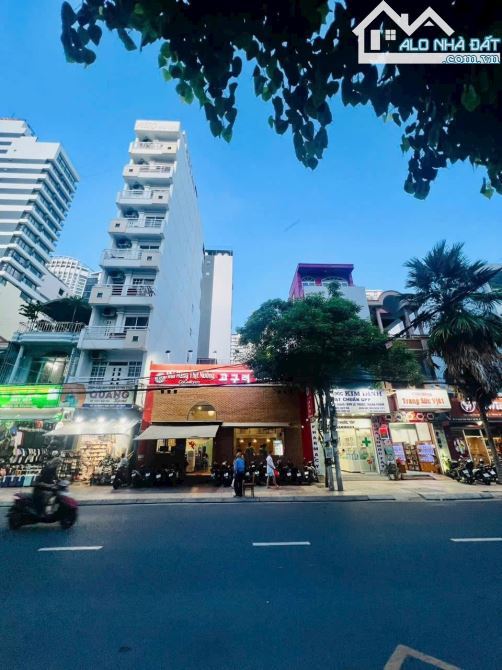 Bán nhà mặt tiền phố tây Nguyễn Thiện Thuật 248m2 ngang14.2m giá 85tỷ