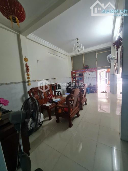 BÁN NHÀ MẶT TIỀN 1 TRỆT 1 LẦU_KHU VỰC SẦM_CHU MẠNH TRINH_PHƯỜNG 8_VŨNG TÀU_CHỈ 10.95 TỶ