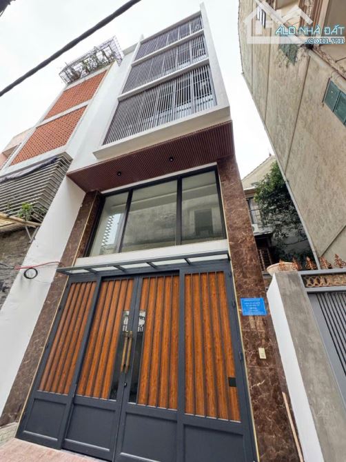 🏠 Bán Nhà 56 m² 📏 6 tầng 🏢 13 phòng 💰thu 50tr/th- giá 10.5 tỷ 🌐Hằng mini - 3
