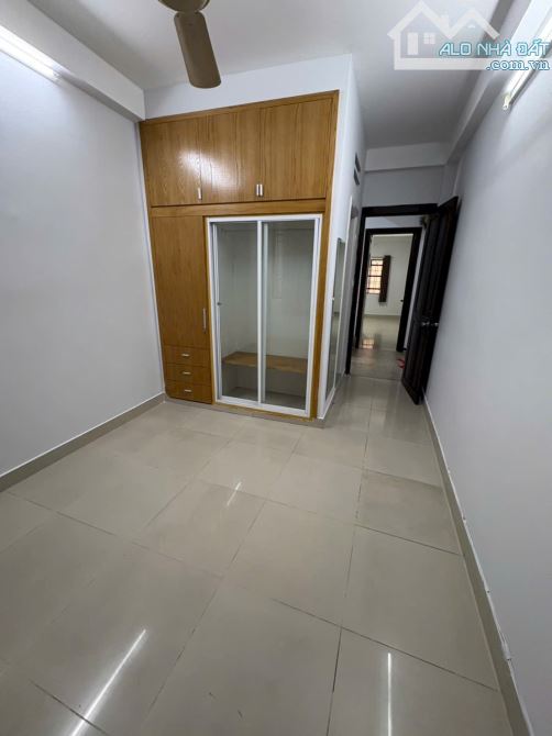 Nhà 1 Trệt 3 Lầu 3x12m 4 Phòng 4 wc Hẻm 18 Lý Văn Phức Giá 20 Triệu