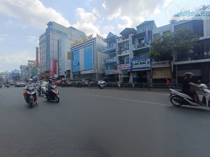 B.Á.N NHÀ DƯƠNG BÁ TRẠC 3TẦNG, 62M2 NGANG 4.6 X 13.6M2 - SHR-GÁC QUẬN1,Q5 CHỈ 8.3TỶ