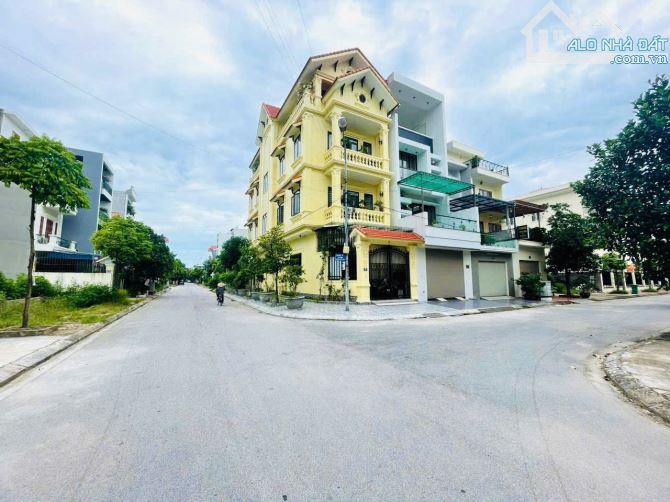 Bán đất 95m2 (5x19) TĐC Sở Tư Pháp Đường Trần Hoàn