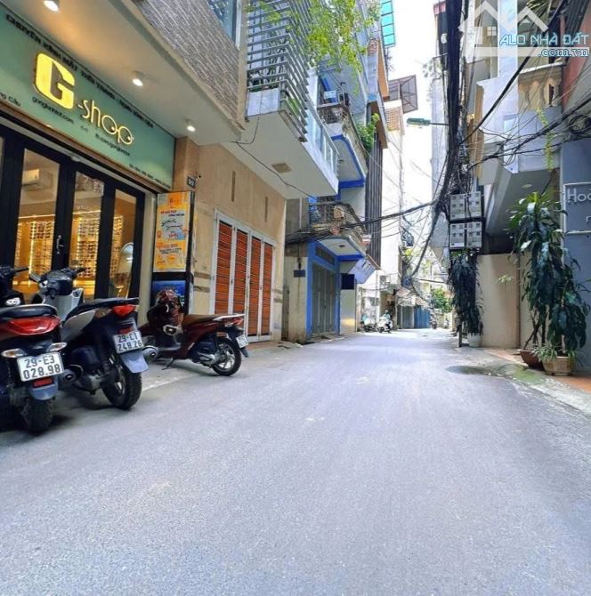 Bán nhà riêng phố Hoàng Cầu, Đống Đa, 48m2, 5 tầng, gara kinh doanh, 16.9 tỷ