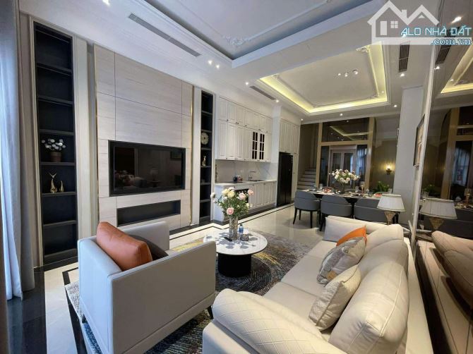 Mặt Tiền Kinh Doanh 7 Tầng Thang Máy Ôtô Tránh - Gần Aeon Long Biên - Giá Mềm Nhỉnh 18Tỷ