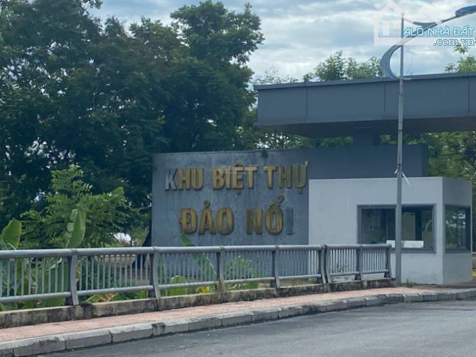 Chủ cần bán nhanh lô đất 3MT Khu Biệt Thự Đảo Nổi. Đối diện Công Viên- View Sông DT: 435m2