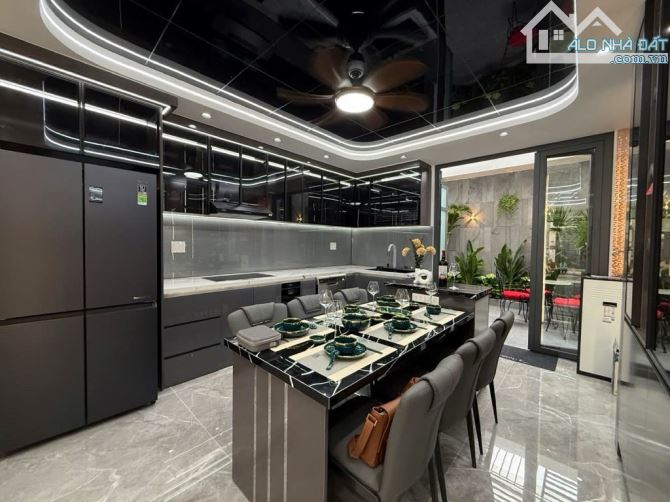 🏡NHÀ ĐƯỜNG HÀ HUY GIÁP, PHƯỜNG AN PHÚ ĐÔNG, TP HCM, 5 TẦNG 💰 GIÁ chỉ 5.7 TỶ ✅