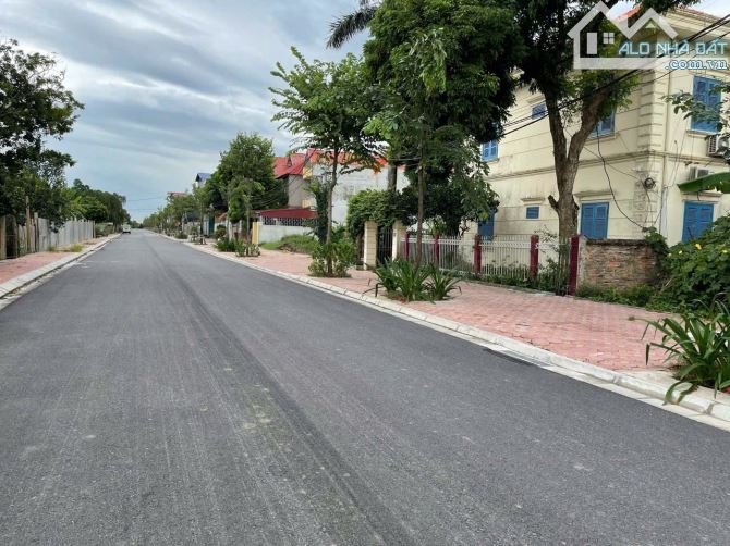 💥 💥 SIÊU PHẨM– ĐẤT MẶT BÌA LÀNG THÔN VỆ - NAM HỒNG – ĐÔNG ANH - HÀ NỘI 💥  📍 Đường 15m