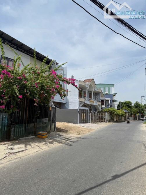 CỰC HÓT DÃY TRỌ 9P+MB KINH DOANH NGÔ CHÂN LƯU_DT 30TR/TH_DT 142M2__GIÁ CHỈ 5.2 TỶ