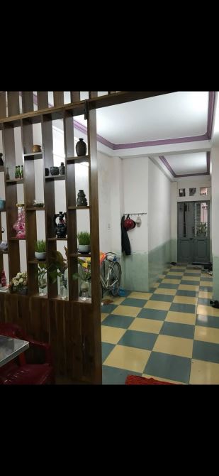 Bán lô góc đẹp 2 mặt tiền đường trung tâm hướng đông nam dt sổ đỏ 80m n5m lộ giới đường 1à