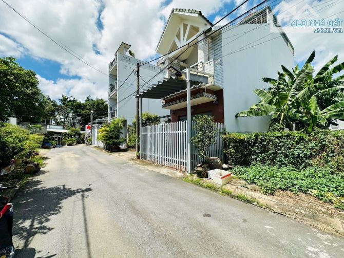 Bán cặp đất sổ riêng thổ cư p. Bủu Hoà