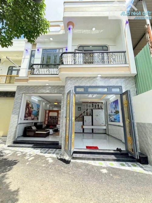 CHỦ NGỘP GỞI BÁN NHÀ 1 TRỆT 1 LẦU MỚI XÂY P.TÂN VẠN, 7X11,5=75M2,THỔ CƯ 100%,TẶNG FULL NỘI