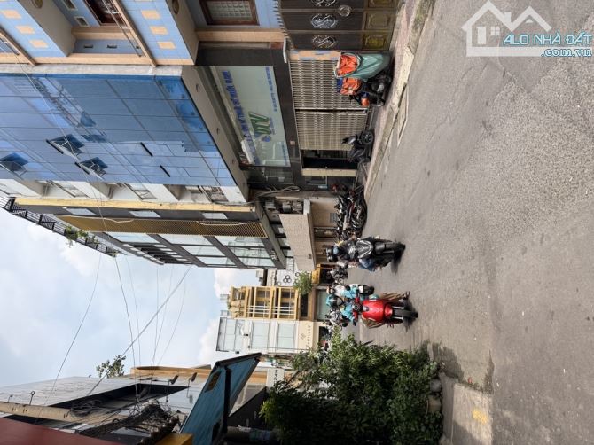 💥💥NGUYỄN THỊ MINH KHAI QUẬN 3, 5 TẦNG, 3 PN. GIÁ: 9,9 TỶ🔥