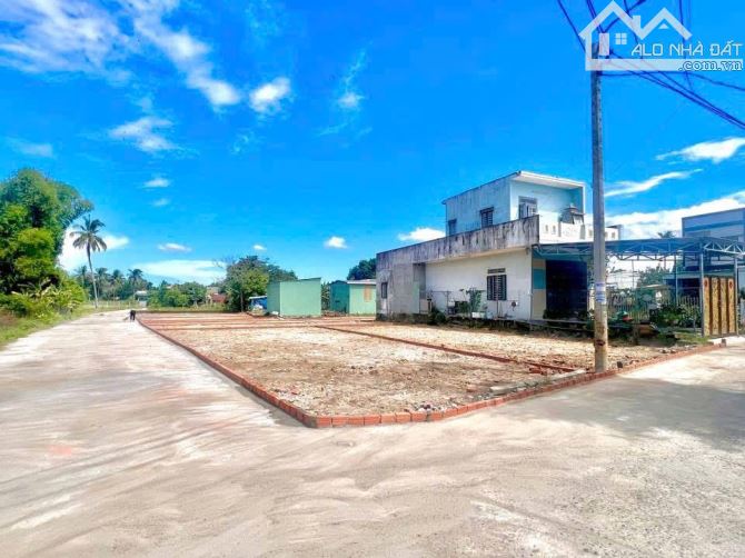 Lô đất sát trục quốc lộ 14B giá đầu tư