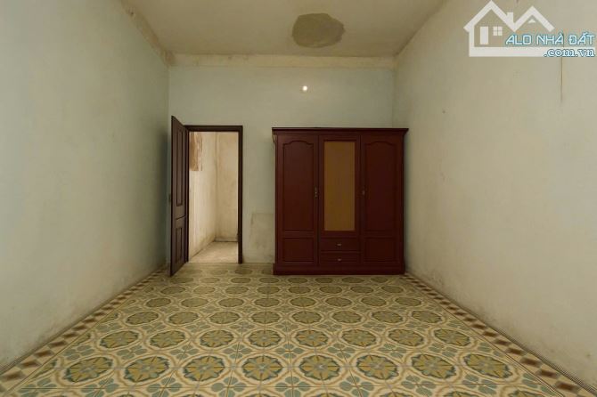 Cho thuê nhà nguyên căn phố Đào Duy Anh –25m² x 3 tầng 2 phòng ngủ, 2 vệ sinh
9 triệu