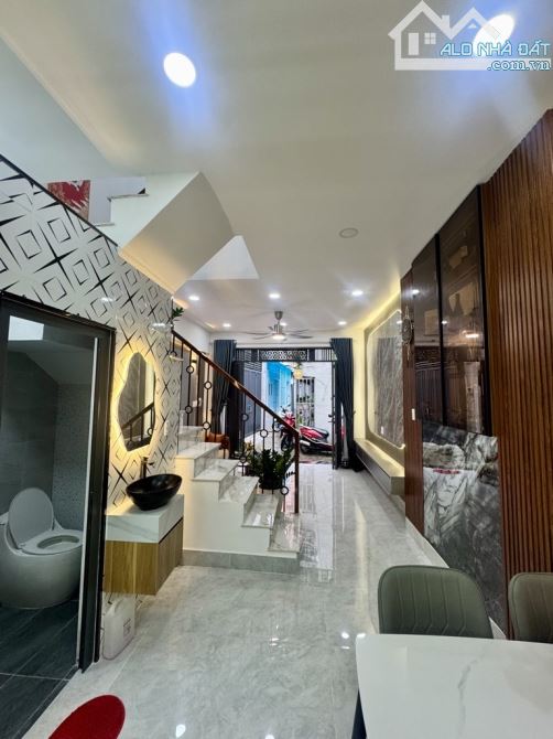 🏨TÂN KỲ TÂN QUÝ-1/ TÂN SƠN NHÌ 3 TẦNG MỚI ĐẸP FULL NỘI THẤT- DT 4 x 16M chỉ còn 6,4tỷ