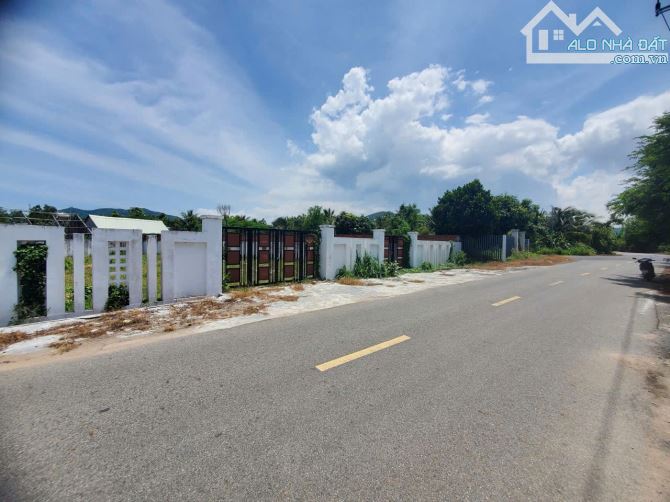 BÁN 620m2 CÓ 22m MẶT TIỀN NỞ HẬU - TT PHƯỚC HẢI - LONG ĐẤT.VỊ TRÍ ĐẸP TRƯỜNG RÀO KIÊNG CỐ