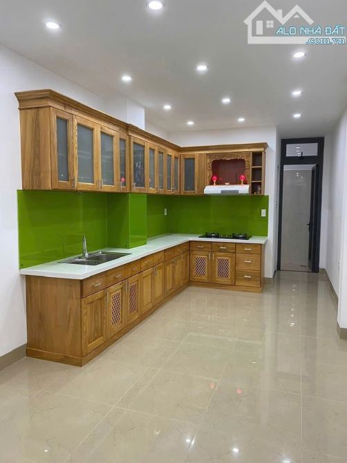 Bán nhà Ỷ Lan Nguyên Phi Hải Châu 49m2 giá 3.95 tỷ