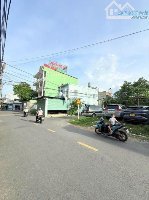 CG- Lô góc 2 mặt tiền Tân Đông Hiệp, Dĩ An, TPHCM. ĐXH 171m2 ngang 7m  Gía chỉ 5.8 tỷTL