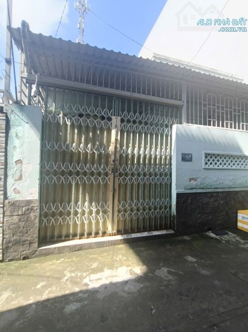 Nhà Cấp 4 Thạnh Lộc 17- DT 6M x 9.5M - sát chợ Cầu Đồng , Ngã 4 Ga - đi Gò Vấp 3p
