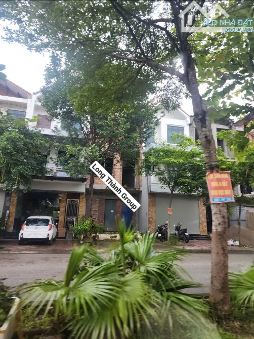 14,5 tỷ Bán Nhà 3 tầng xây thô liền kề Đại Hoàng long Mặt Lý Anh Tông phường Võ Cường