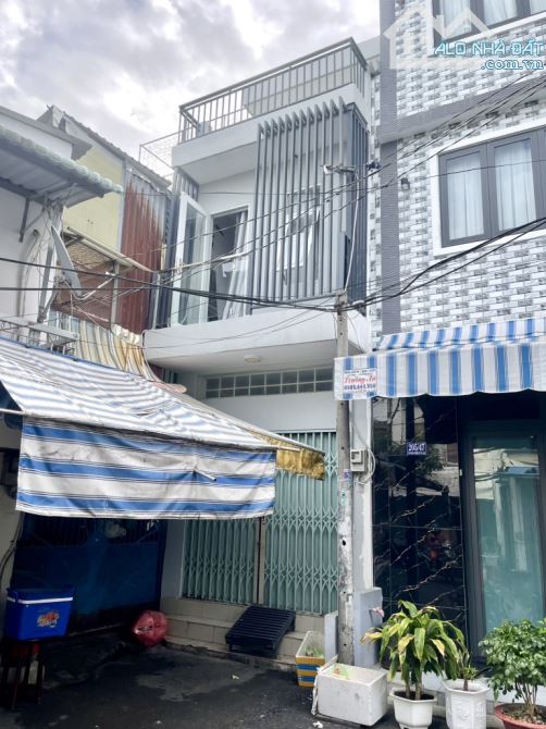 💥Chủ Giảm Chào 2.38 Tỷ ( TL ) 💥 🏡Bán nhà HXH Tân Hoà Đông - 18m2 - 3 Tầng , 2pn 🏡