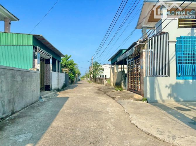 Bán đất xóm 9 Nghi Kim, mặt tiền 6m, full đất ở, đường thông rộng