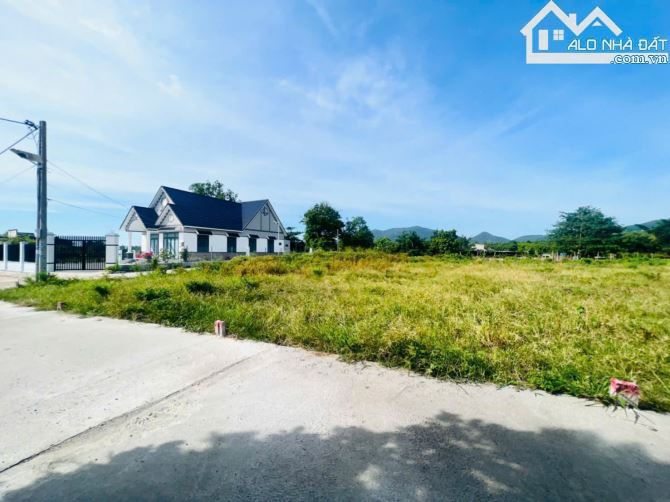 🏖️ ĐẤT ĐẸP PHƯỚC HẢI GIÁ CHỈ 580TR – GẦN BIỂN, VIEW NÚI MINH ĐẠM, ĐƯỜNG Ô TÔ TỚI TẬN NƠI