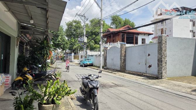 Măt Tiền P Đông Hưng Thuận  q12 156m2 nhỉnh 9 tỷ kinh doanh