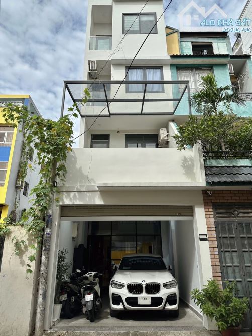 Bán nhà Phú Nhuận - ô tô vào nhà - 72m2 - Hẻm 8m kinh doanh