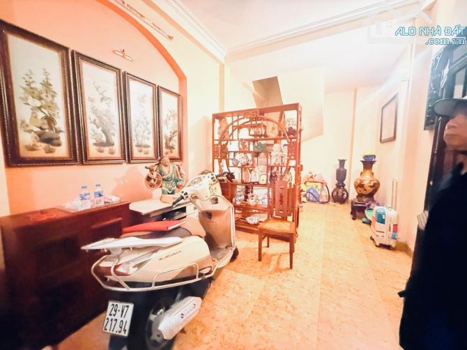 💥 NHỈNH 200TR – BÁN NHÀ PHỐ HÀO NAM – LÔ GÓC 30M x5T – NGÕ THÔNG – KINH DOANH – GẦN PHỐ