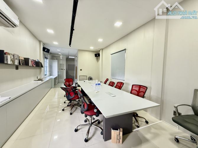Bán Nhà 3 Tầng - Mặt Tiền Lê Hồng Phong - TT Hải Châu