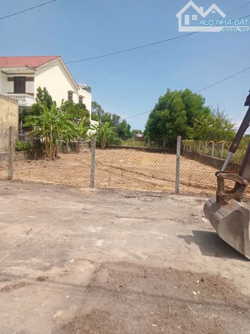 Bán đất mặt tiền đường Trần Thủ Độ, Điện Ngọc- Quảng Nam,Đà Nẵng 555 m2, Giá Tốt nhất TT
