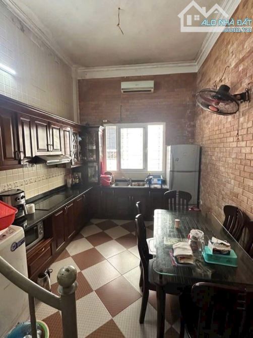 bán nhà Ngõ Hoàng Hoa Thám, Ba Đình DT 38m, 4 Tầng, MT 3,9m 🧧 gia 9 tỷ