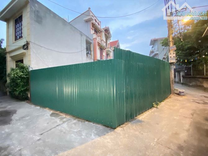 BÁN ĐẤT HỌC VIÊN TÀI CHÍNH - DT80M2 0 MT6,6M - GIÁ 11 TỶ - NGỖ Ô TÔ - XÂY CCMN - QUÁ ĐẸP