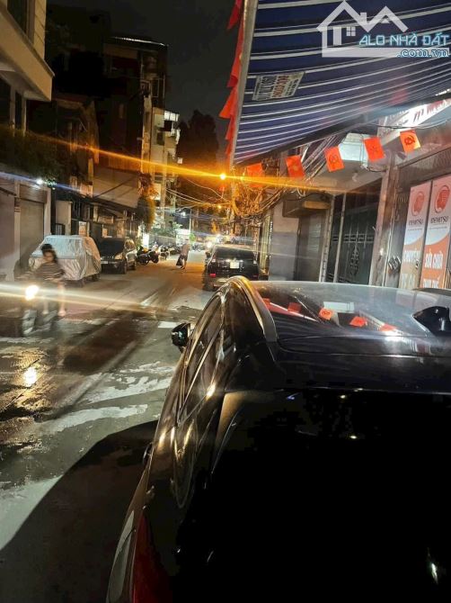 bán nhà Phân lô Thịnh Quang, Đống Đa DT 70m C4, MT 6m 🧧Gia 22 Tỷ