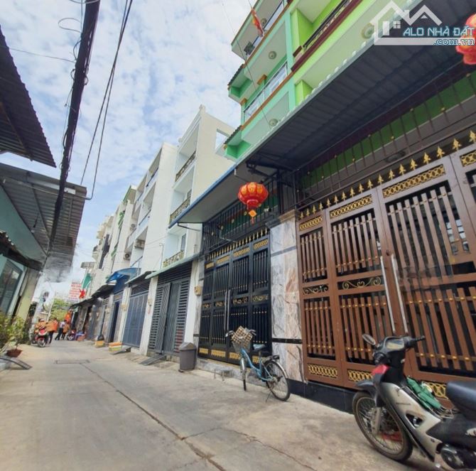 🇻🇳NHÀ 2 TẦNG (4,5❌ 17)GẦN MT HỒ HỌC LÃM – XE TẢI VÀO TẬN NHÀ – VỪA Ở VỪA KINH DOANH